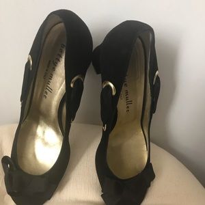 Black Seude Betty Muller Must Have!